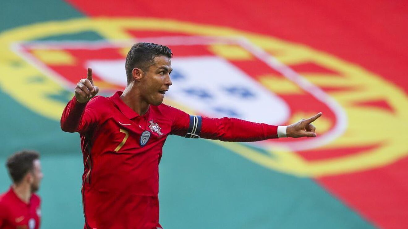 Ronaldo đột phá kỷ lục lịch sử của Euro và World Cup